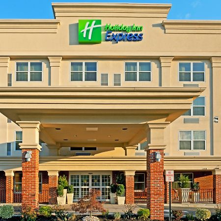 Holiday Inn Express Woodbridge, An Ihg Hotel Avenel Exteriér fotografie