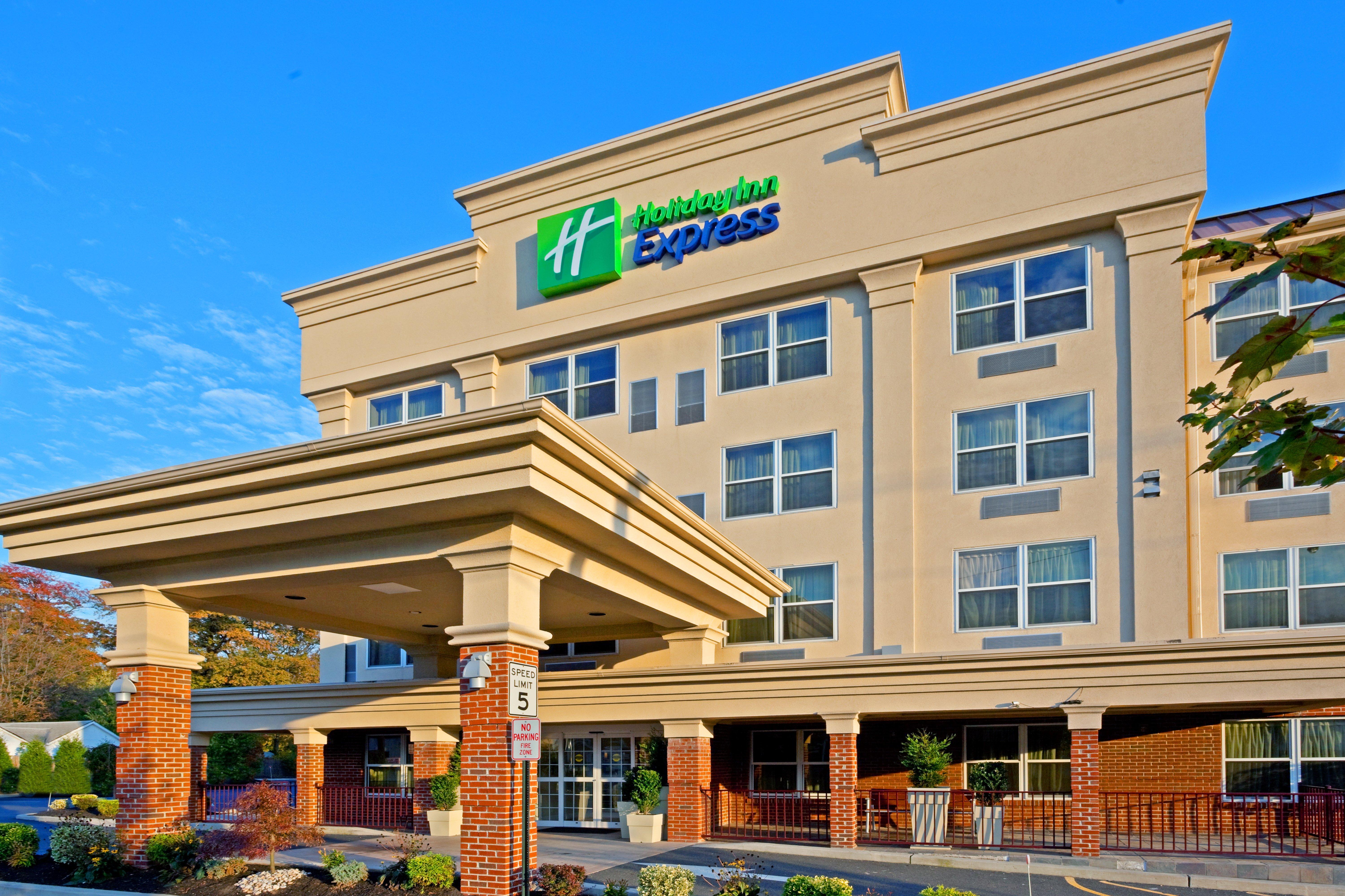 Holiday Inn Express Woodbridge, An Ihg Hotel Avenel Exteriér fotografie